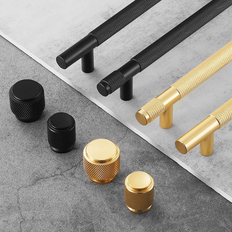 Restoration Hardware Furniture Used - Preto ouro serrilhado armário de cozinha
