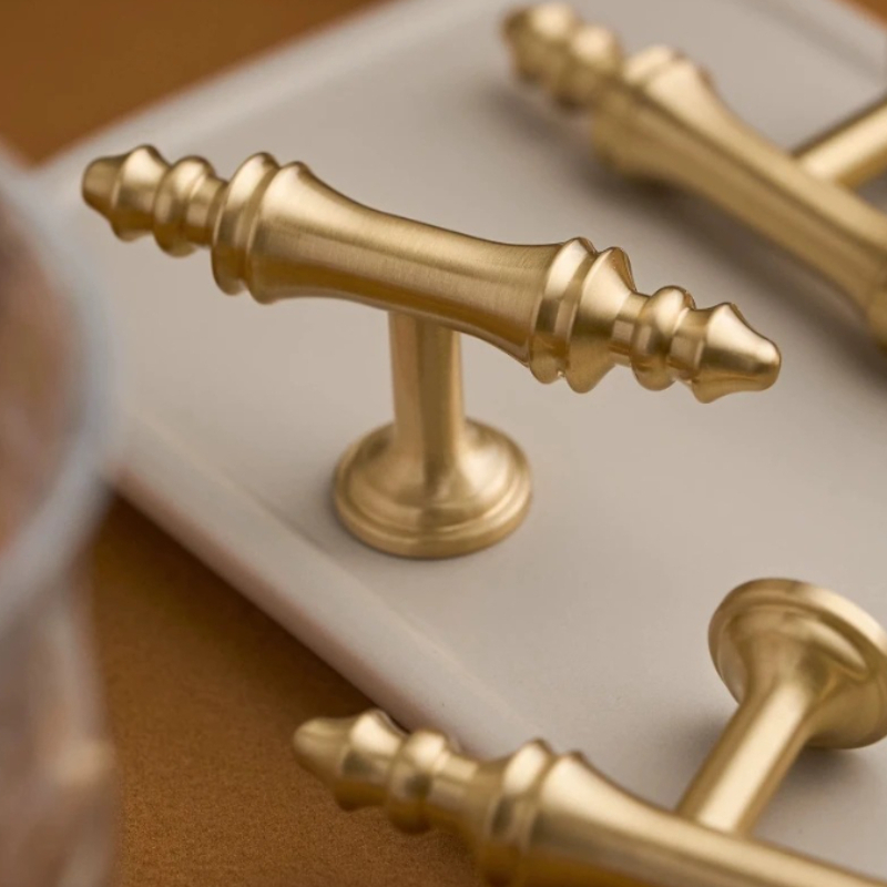 Puxadores de Armário Retrô Chi - Furniture Hardware High End avaliação e preço