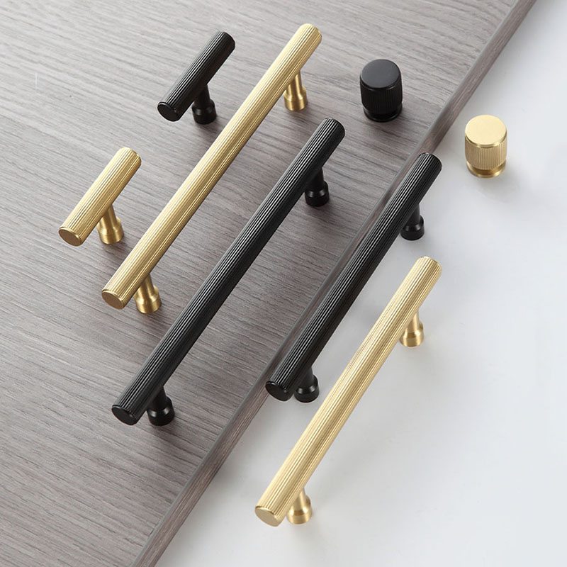 Puxadores de Barra para Móveis - Restoration Hardware Furniture Used avaliação e preço