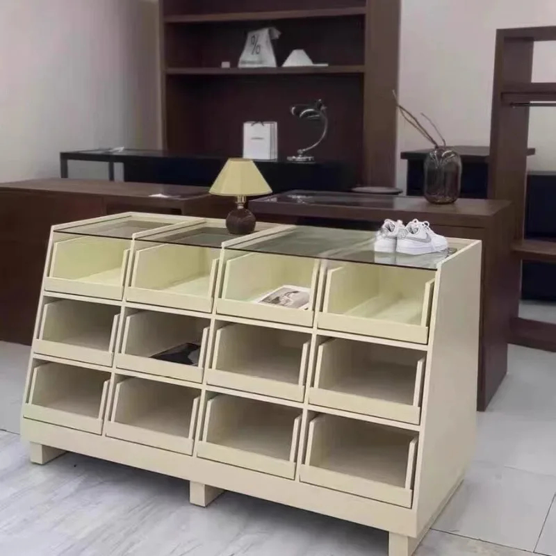 Loja de Roupas Infantis Nakaji - Furniture Hardware Store avaliação e preço