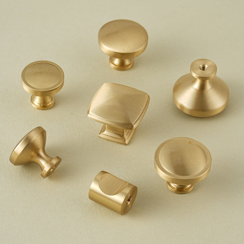 Maçaneta de latão laminado de  - Furniture Hardware High End avaliação e preço